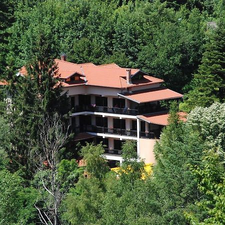 Family Hotel Ilinden Shipkovo  Eksteriør bilde